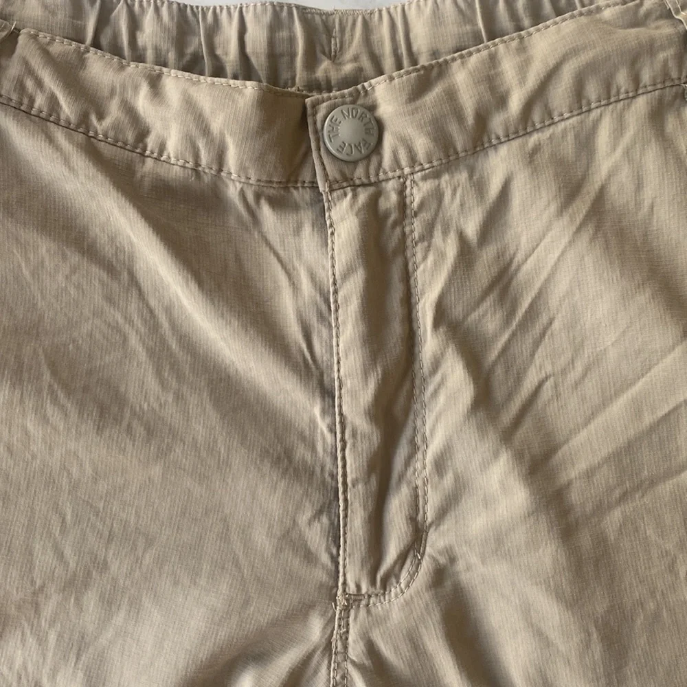 THE NORTH FACE Womens‎ Shorts 6 long 7” inseam - Picture 4 of 9
